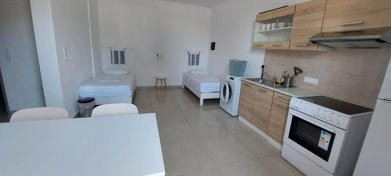 Telhinis Hotel & Apartments Фалираки Экстерьер фото