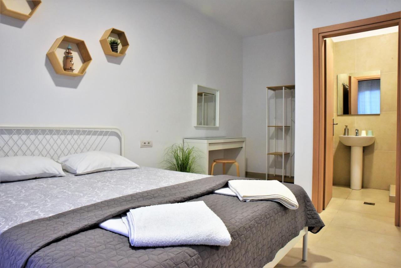 Telhinis Hotel & Apartments Фалираки Экстерьер фото