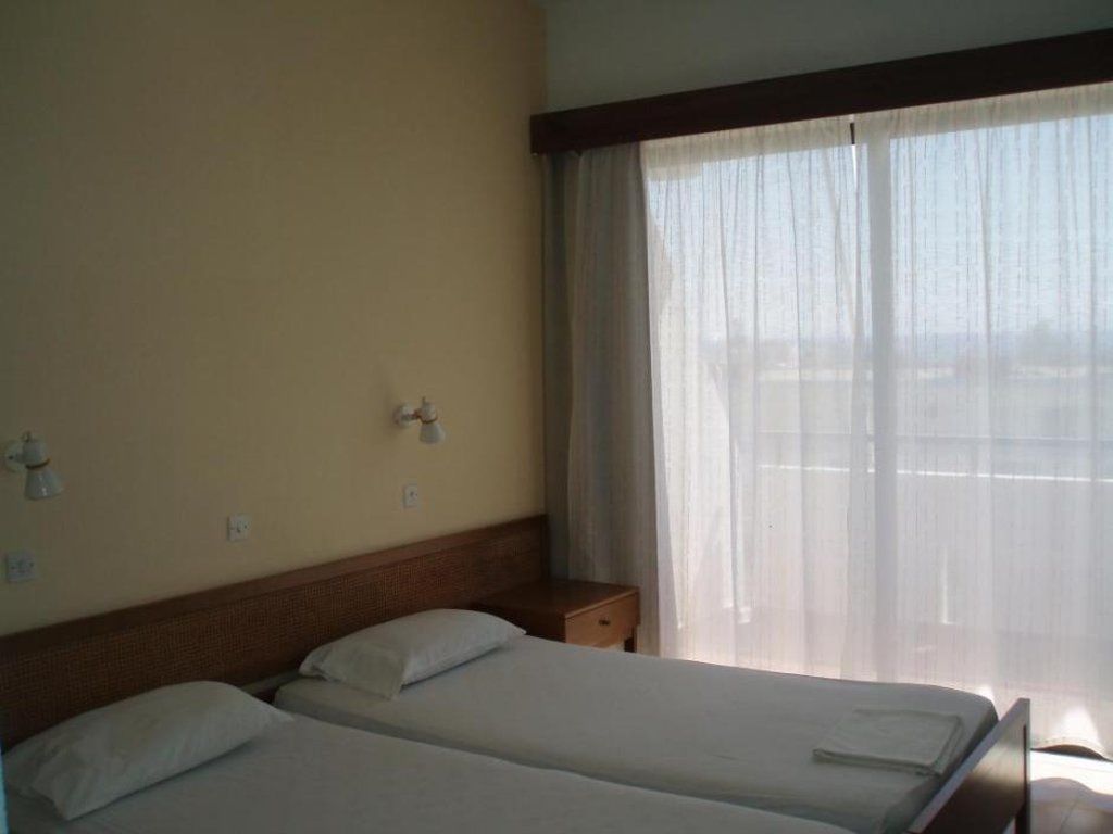 Telhinis Hotel & Apartments Фалираки Экстерьер фото